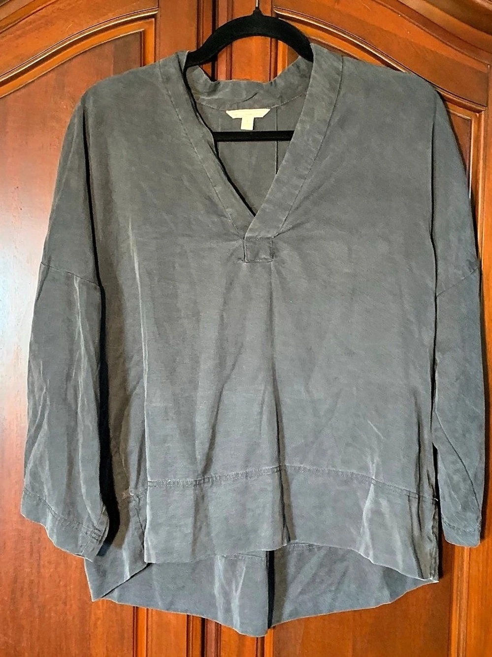 Gap Gray V-Neck Tunic Size Small Like New